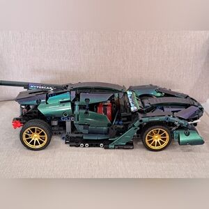 Mould King 13091 Green McLaren P1 Hypercar building block set- MISSING PIECES